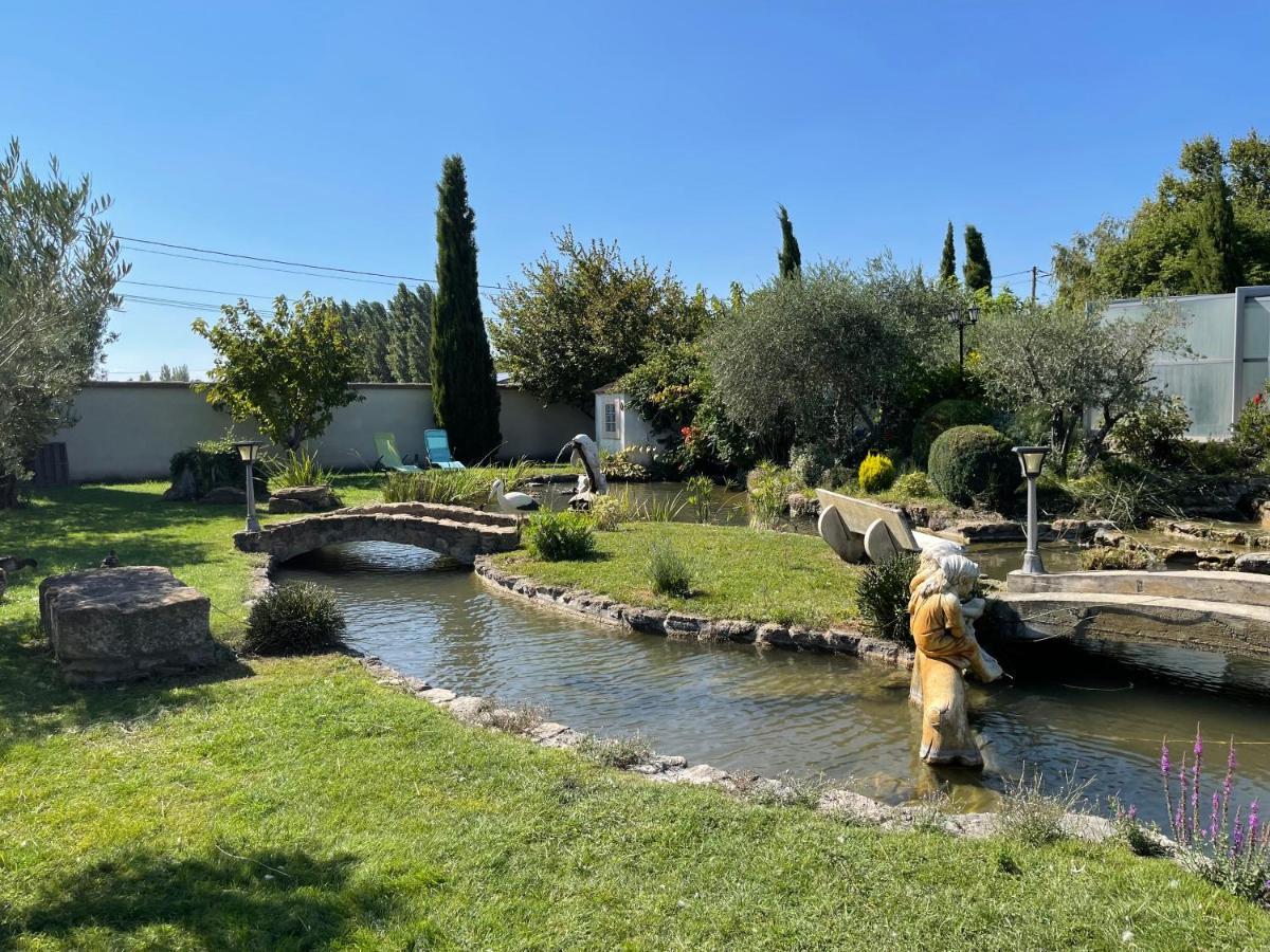 Studio Les Petits Lutins Entraigues-sur-la-Sorgue Esterno foto