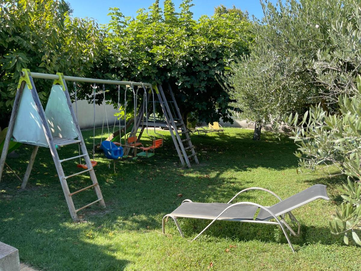 Studio Les Petits Lutins Entraigues-sur-la-Sorgue Esterno foto