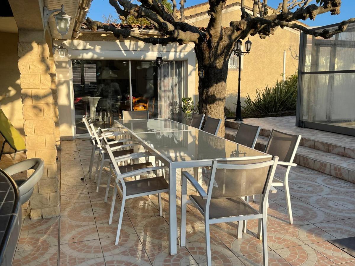 Studio Les Petits Lutins Entraigues-sur-la-Sorgue Esterno foto