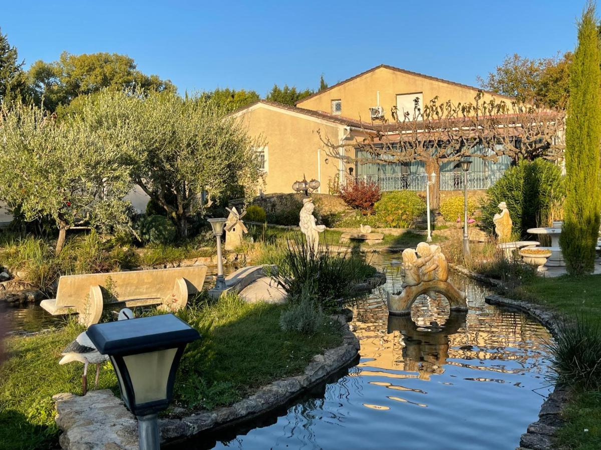 Studio Les Petits Lutins Entraigues-sur-la-Sorgue Esterno foto