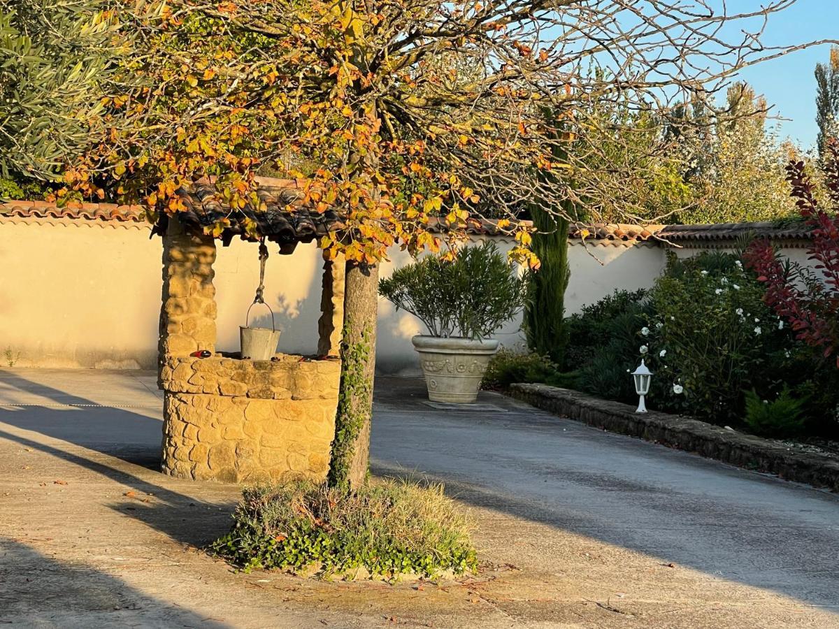 Studio Les Petits Lutins Entraigues-sur-la-Sorgue Esterno foto