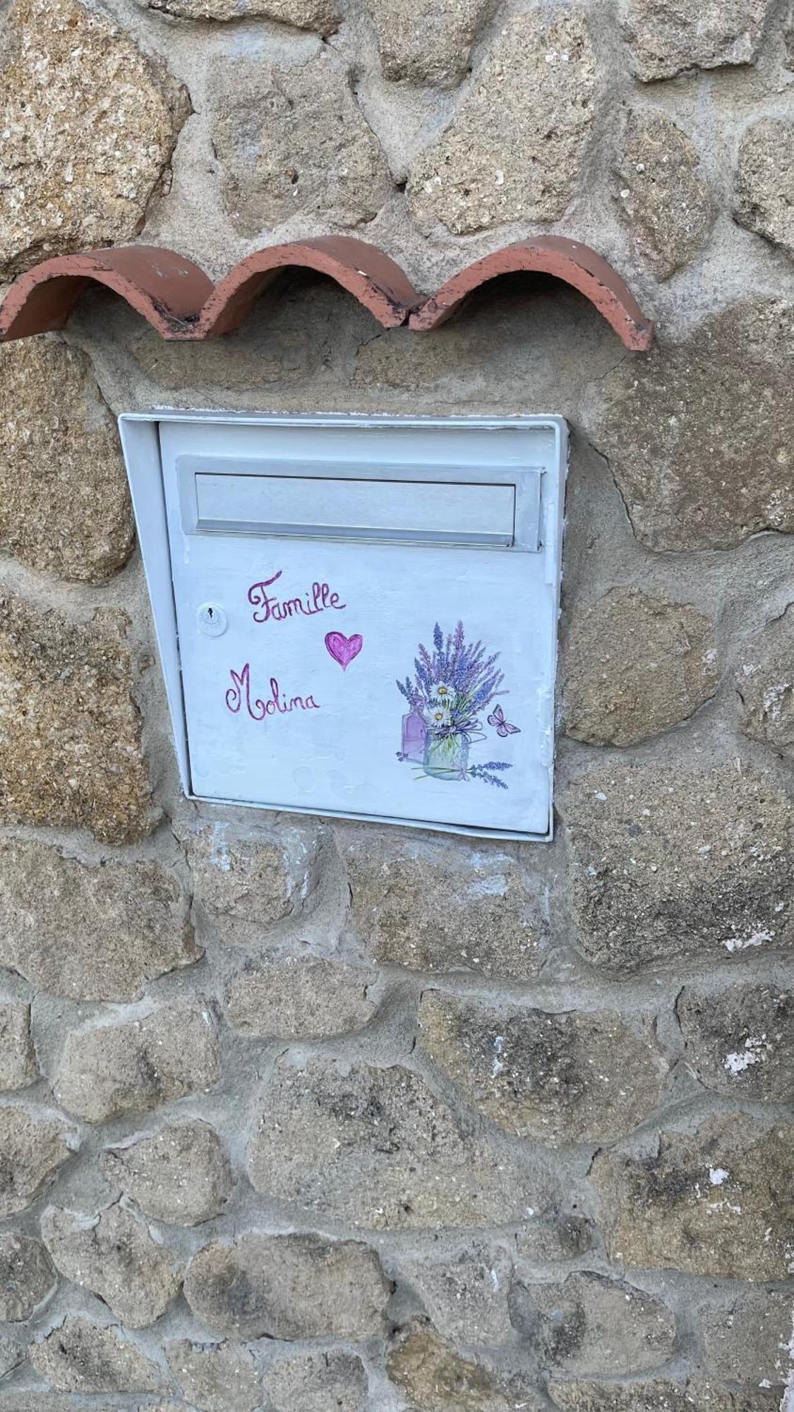 Studio Les Petits Lutins Entraigues-sur-la-Sorgue Esterno foto